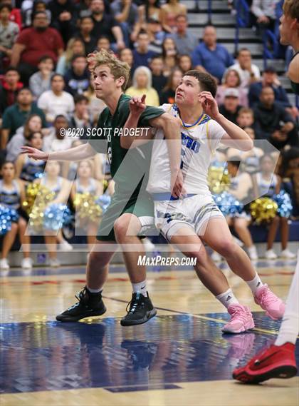 Thumbnail 1 in Coronado vs. San Ysidro (CIF SDS D3 Championship) photogallery.