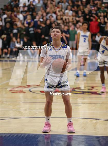 Thumbnail 2 in Coronado vs. San Ysidro (CIF SDS D3 Championship) photogallery.