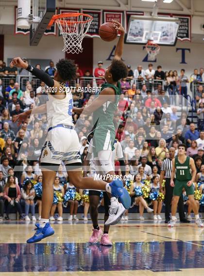 Thumbnail 3 in Coronado vs. San Ysidro (CIF SDS D3 Championship) photogallery.