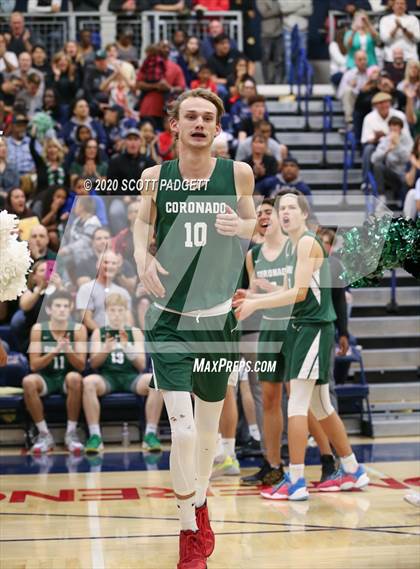 Thumbnail 1 in Coronado vs. San Ysidro (CIF SDS D3 Championship) photogallery.