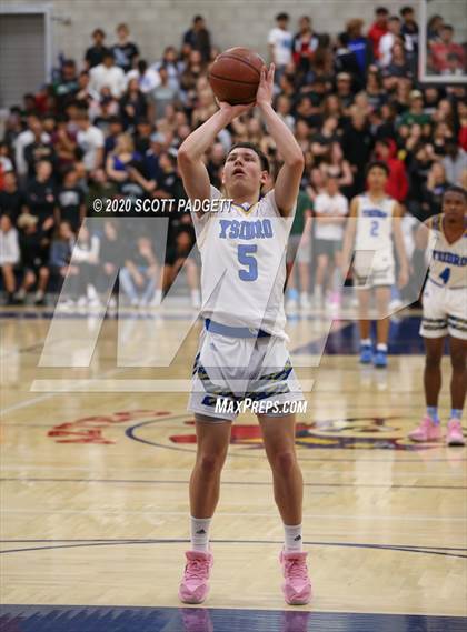 Thumbnail 3 in Coronado vs. San Ysidro (CIF SDS D3 Championship) photogallery.
