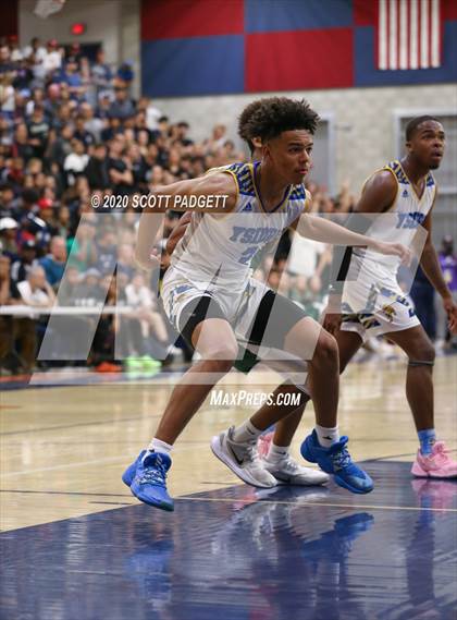 Thumbnail 2 in Coronado vs. San Ysidro (CIF SDS D3 Championship) photogallery.