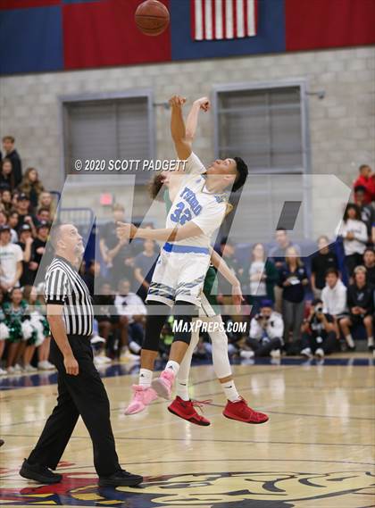 Thumbnail 1 in Coronado vs. San Ysidro (CIF SDS D3 Championship) photogallery.