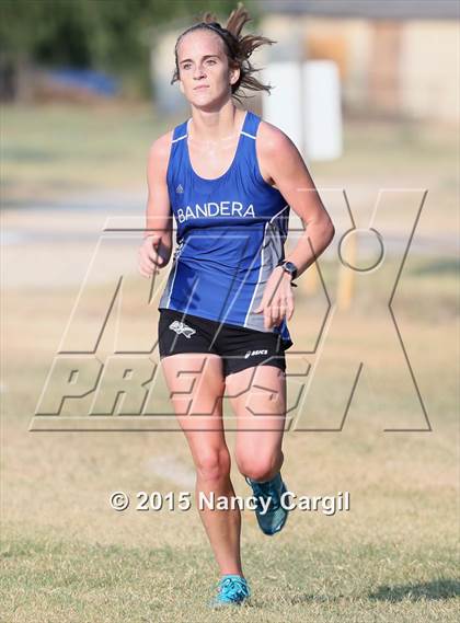 Thumbnail 1 in Uvalde Invitational photogallery.