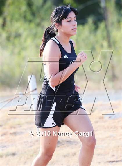 Thumbnail 2 in Uvalde Invitational photogallery.