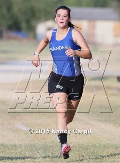Thumbnail 1 in Uvalde Invitational photogallery.