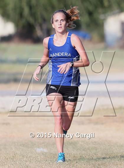 Thumbnail 2 in Uvalde Invitational photogallery.
