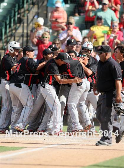 Thumbnail 3 in George Ranch vs. Victoria East (UIL 4A Semifinal) photogallery.