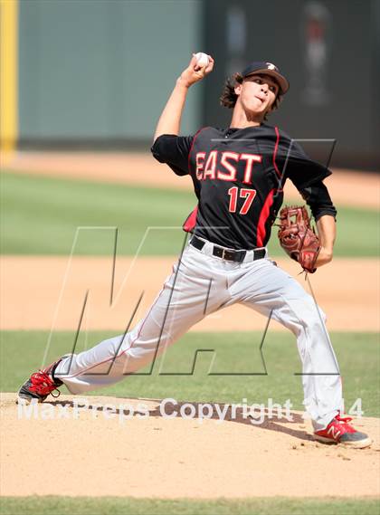 Thumbnail 1 in George Ranch vs. Victoria East (UIL 4A Semifinal) photogallery.