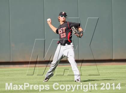 Thumbnail 1 in George Ranch vs. Victoria East (UIL 4A Semifinal) photogallery.