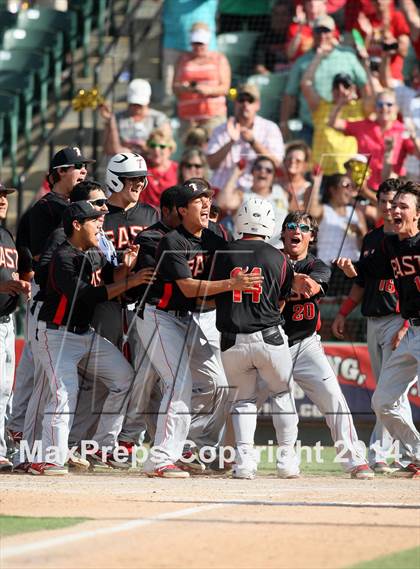Thumbnail 1 in George Ranch vs. Victoria East (UIL 4A Semifinal) photogallery.