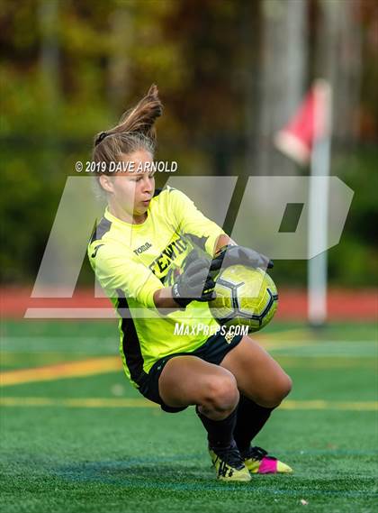 Thumbnail 3 in Bishop Fenwick @ Austin Prep photogallery.