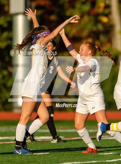 Thumbnail 1 in Bishop Fenwick @ Austin Prep photogallery.
