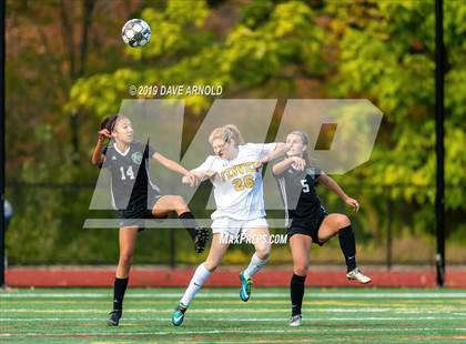 Thumbnail 2 in Bishop Fenwick @ Austin Prep photogallery.