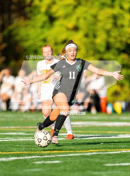Thumbnail 3 in Bishop Fenwick @ Austin Prep photogallery.
