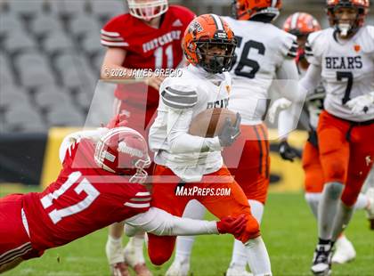 Thumbnail 3 in Fort Cherry vs. Clairton (PIAA 1A Quarterfinal) photogallery.