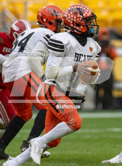 Thumbnail 1 in Fort Cherry vs. Clairton (PIAA 1A Quarterfinal) photogallery.