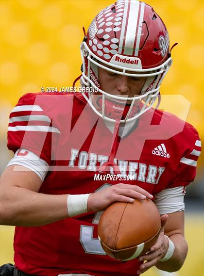 Thumbnail 2 in Fort Cherry vs. Clairton (PIAA 1A Quarterfinal) photogallery.