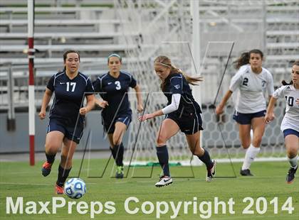 Thumbnail 2 in Columbine vs. Ralston Valley (CHSAA 5A Final) photogallery.