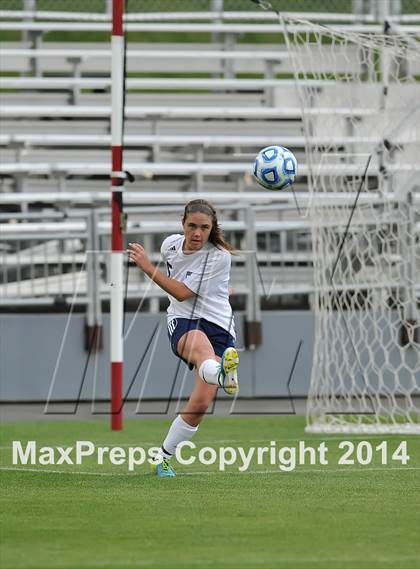Thumbnail 3 in Columbine vs. Ralston Valley (CHSAA 5A Final) photogallery.