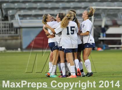 Thumbnail 1 in Columbine vs. Ralston Valley (CHSAA 5A Final) photogallery.