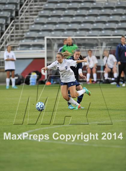 Thumbnail 2 in Columbine vs. Ralston Valley (CHSAA 5A Final) photogallery.