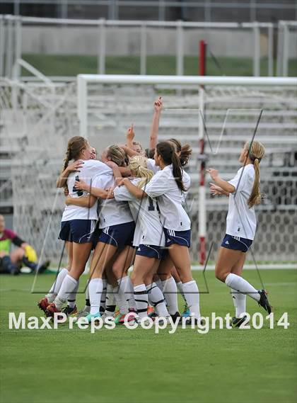 Thumbnail 1 in Columbine vs. Ralston Valley (CHSAA 5A Final) photogallery.