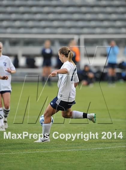 Thumbnail 1 in Columbine vs. Ralston Valley (CHSAA 5A Final) photogallery.