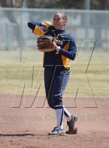 Thumbnail 1 in Highland vs. Rio Grande photogallery.