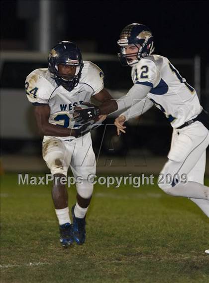 Thumbnail 3 in West @ McNair photogallery.