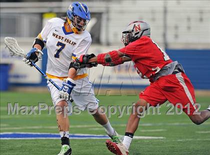 Thumbnail 1 in West Islip vs Niskayuna (NYSPHSAA Class A Semifinal) photogallery.