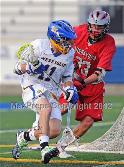 Thumbnail 3 in West Islip vs Niskayuna (NYSPHSAA Class A Semifinal) photogallery.