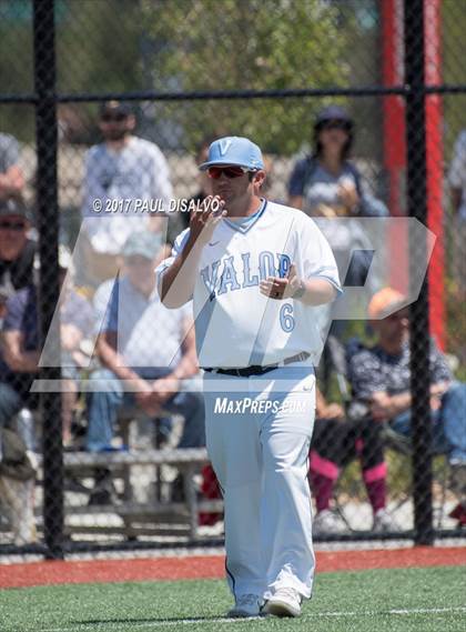 Thumbnail 3 in Valor Christian vs. Evergreen (CHSAA 4A State Final) photogallery.