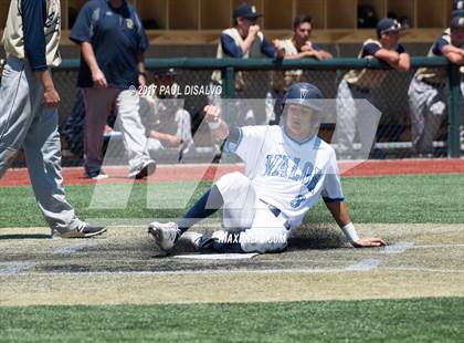 Thumbnail 2 in Valor Christian vs. Evergreen (CHSAA 4A State Final) photogallery.