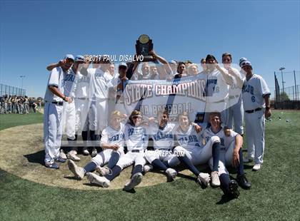 Thumbnail 3 in Valor Christian vs. Evergreen (CHSAA 4A State Final) photogallery.