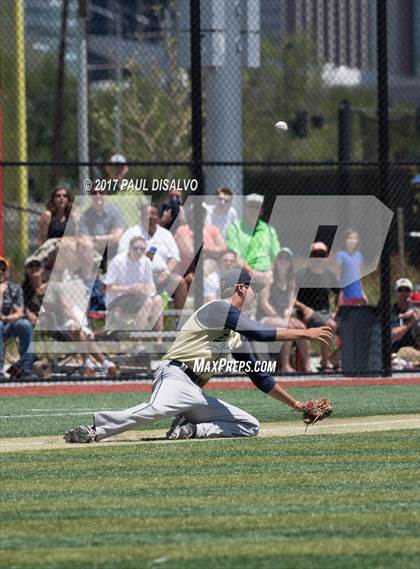 Thumbnail 2 in Valor Christian vs. Evergreen (CHSAA 4A State Final) photogallery.