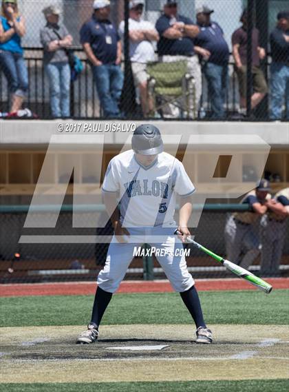 Thumbnail 2 in Valor Christian vs. Evergreen (CHSAA 4A State Final) photogallery.