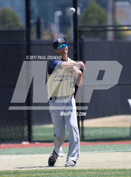 Thumbnail 3 in Valor Christian vs. Evergreen (CHSAA 4A State Final) photogallery.