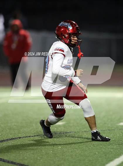 Thumbnail 1 in Carter vs. Sulphur Springs (UIL Football 4A Division 1 Region 2 Bi-District) photogallery.