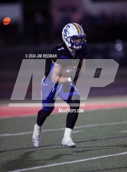 Thumbnail 3 in Carter vs. Sulphur Springs (UIL Football 4A Division 1 Region 2 Bi-District) photogallery.