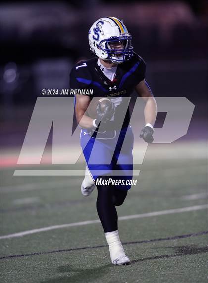 Thumbnail 3 in Carter vs. Sulphur Springs (UIL Football 4A Division 1 Region 2 Bi-District) photogallery.