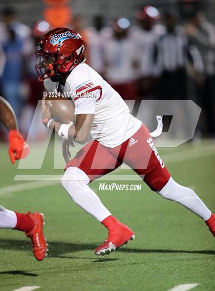 Thumbnail 2 in Carter vs. Sulphur Springs (UIL Football 4A Division 1 Region 2 Bi-District) photogallery.