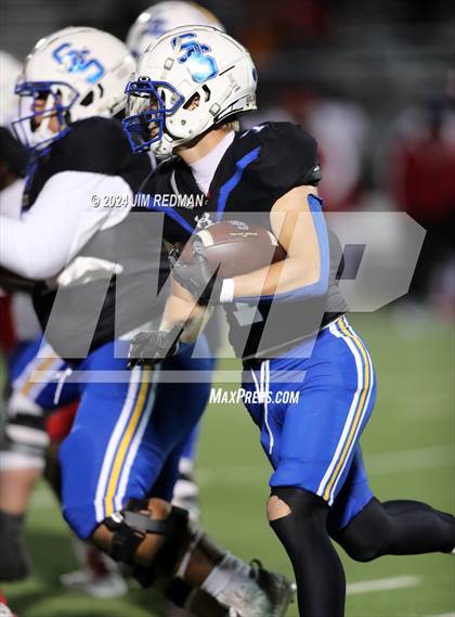 Thumbnail 1 in Carter vs. Sulphur Springs (UIL Football 4A Division 1 Region 2 Bi-District) photogallery.