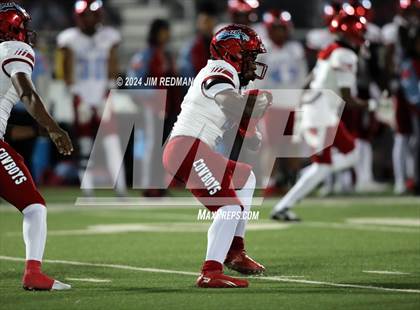 Thumbnail 2 in Carter vs. Sulphur Springs (UIL Football 4A Division 1 Region 2 Bi-District) photogallery.