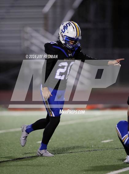 Thumbnail 3 in Carter vs. Sulphur Springs (UIL Football 4A Division 1 Region 2 Bi-District) photogallery.