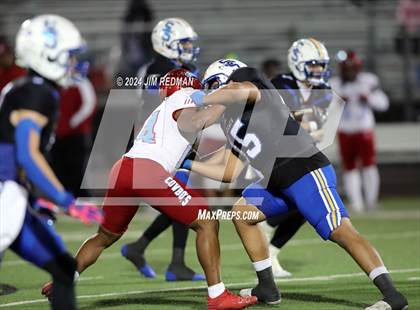 Thumbnail 2 in Carter vs. Sulphur Springs (UIL Football 4A Division 1 Region 2 Bi-District) photogallery.
