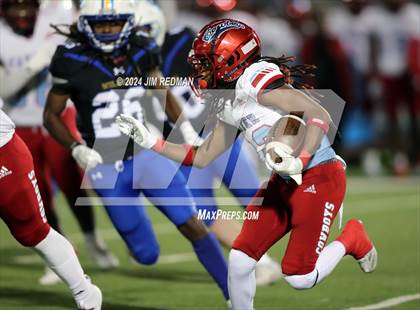 Thumbnail 3 in Carter vs. Sulphur Springs (UIL Football 4A Division 1 Region 2 Bi-District) photogallery.