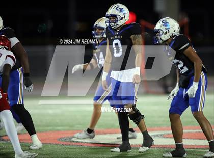 Thumbnail 1 in Carter vs. Sulphur Springs (UIL Football 4A Division 1 Region 2 Bi-District) photogallery.