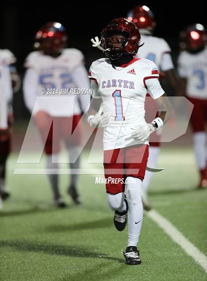 Thumbnail 2 in Carter vs. Sulphur Springs (UIL Football 4A Division 1 Region 2 Bi-District) photogallery.