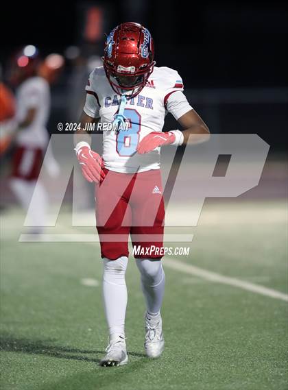 Thumbnail 2 in Carter vs. Sulphur Springs (UIL Football 4A Division 1 Region 2 Bi-District) photogallery.